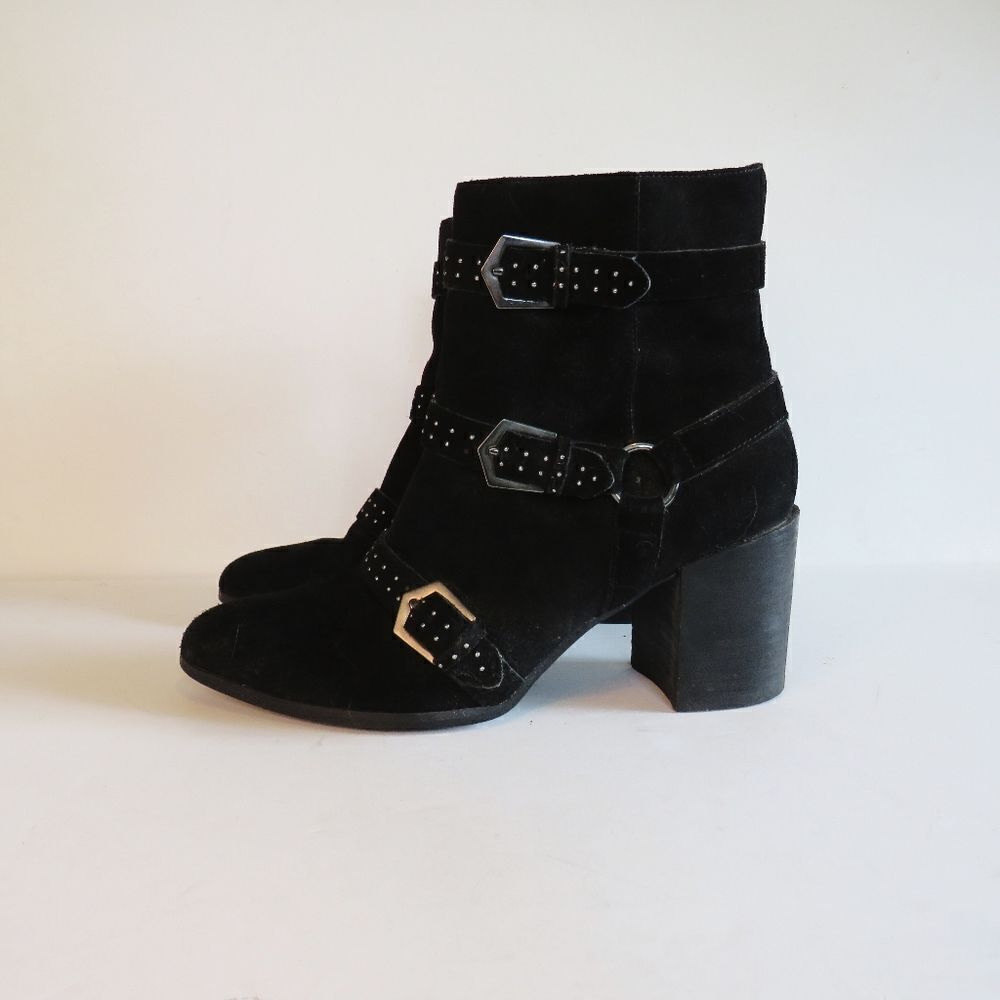Fergie Blair Womens Boho Black Suede Silver Studded Buckle Ankle Boots Size 9